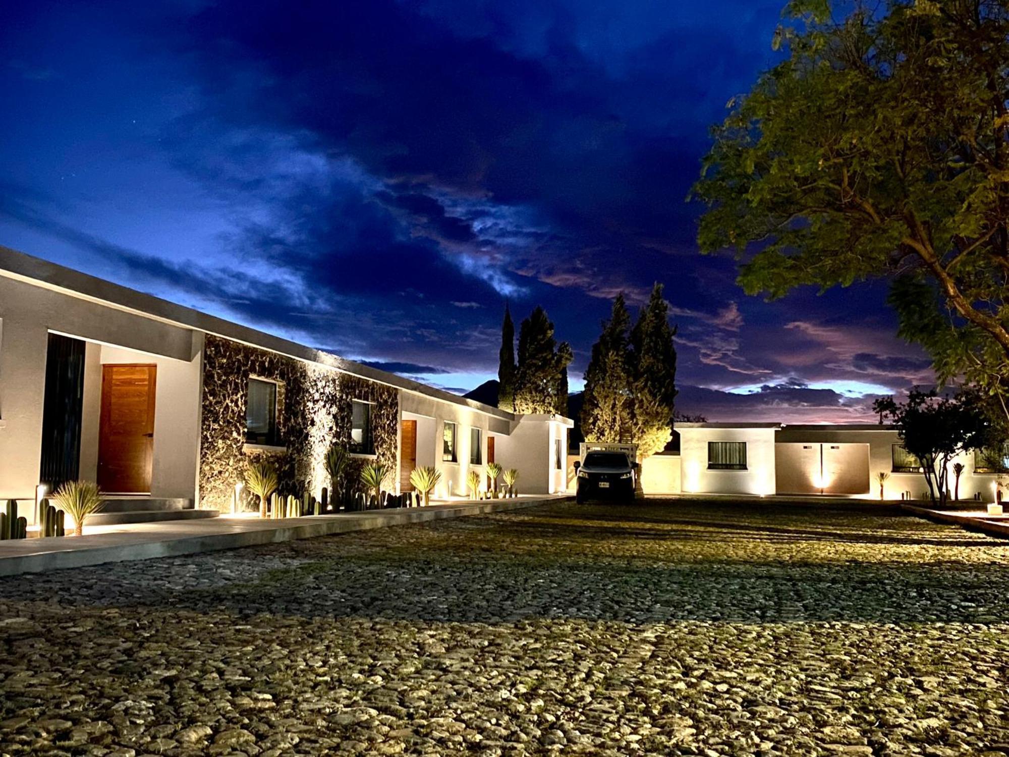 Hotel El Pedregal Matehuala Eksteriør bilde